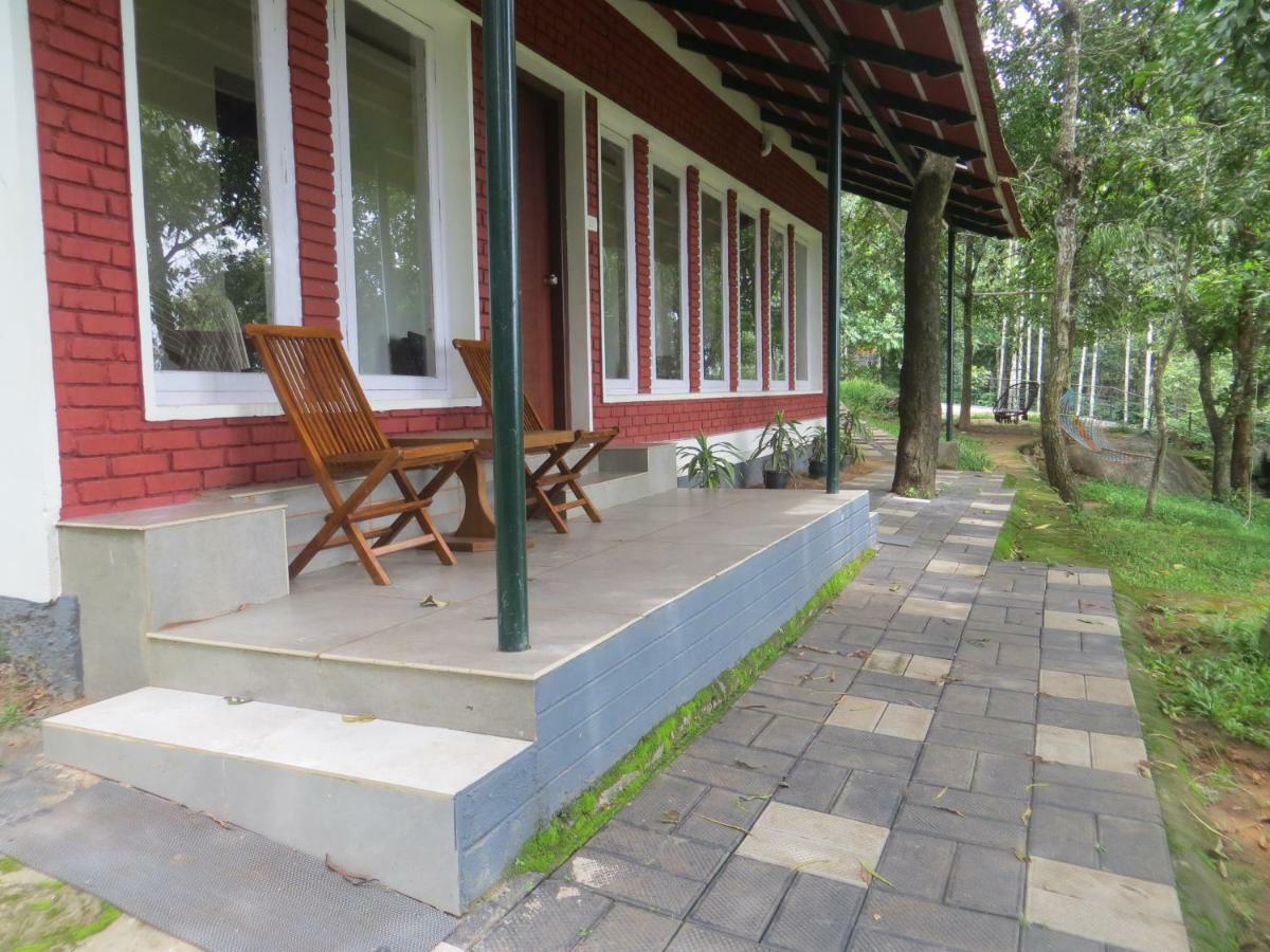 Hotel Rockville Sultan Bathery Exterior foto